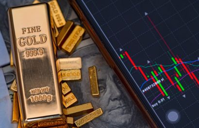 Gold Pauses Amid Inflation Concerns