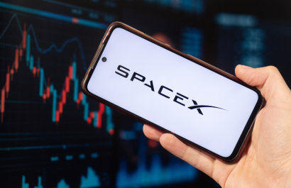 US Stocks Retreat; SpaceX IPO in Focus